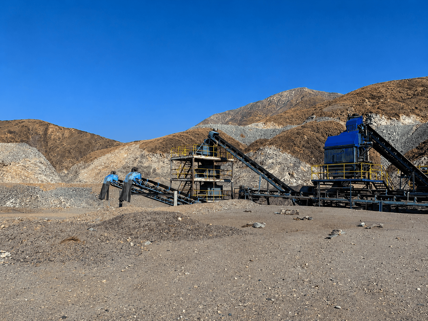 Operación minera de R & V Minerals — foto 2